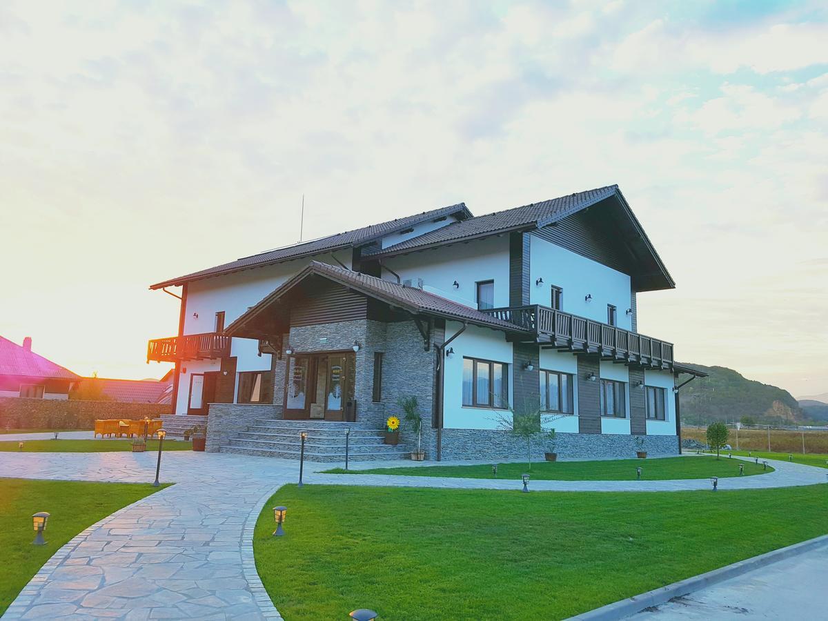 Pensiunea Campia Soarelui Apa Neagră Exteriör bild