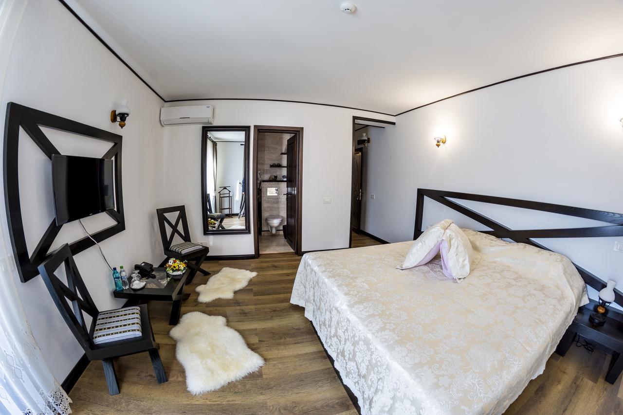 Pensiunea Campia Soarelui Apa Neagră Exteriör bild